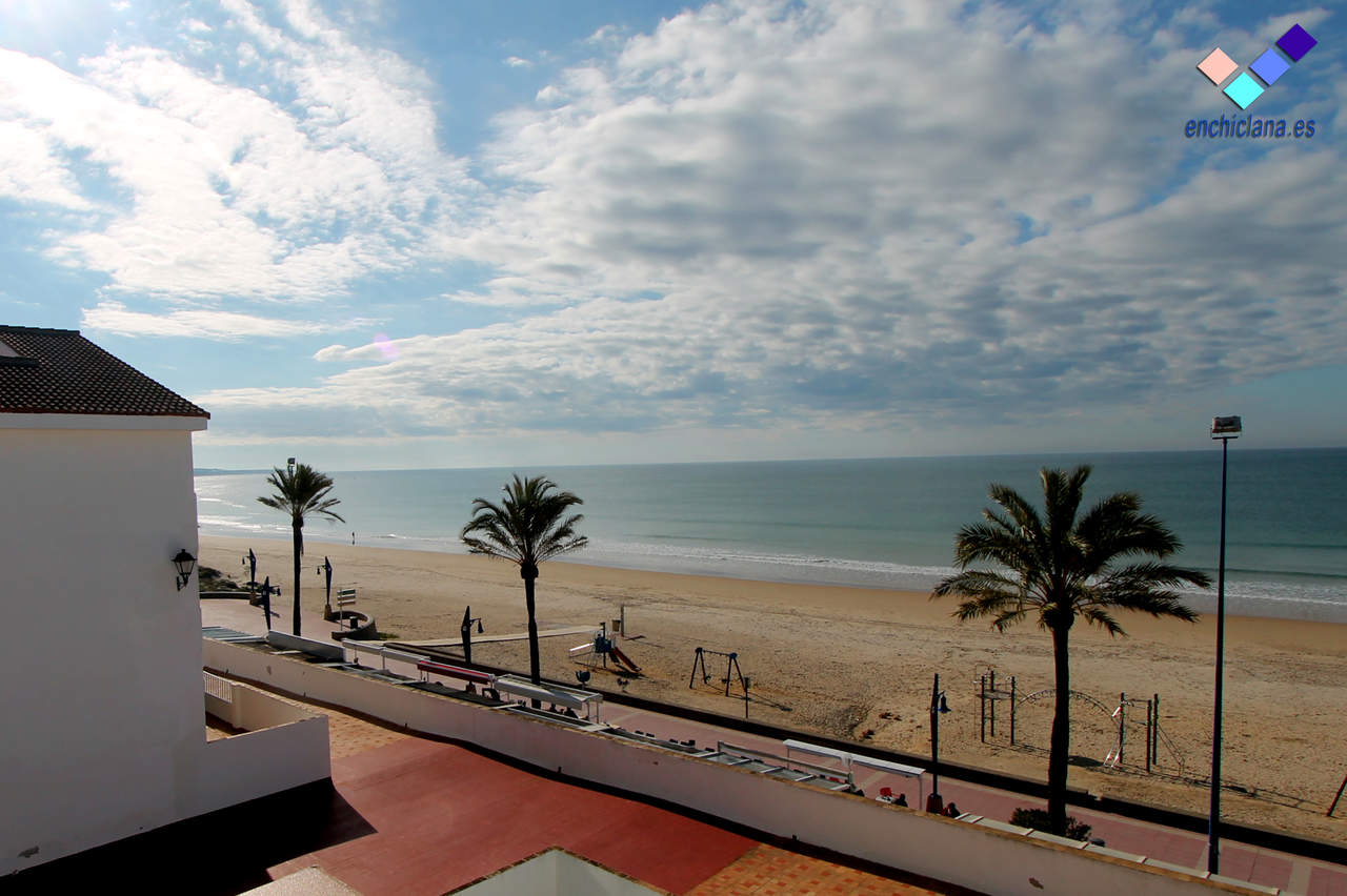Apartamento segunda planta -
Giralda -
2 dormitorios -
5 ocupantes